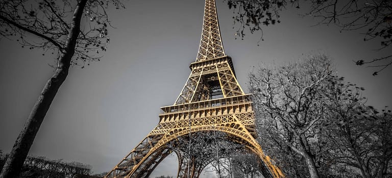 Paris Paris